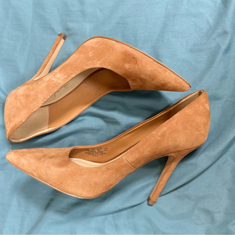 Suede nude heels - Fergie - women’s 8.5